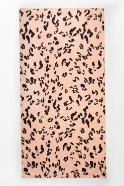 CUPSHE Wildside Leopard Beach Blanket Beach Accessories
