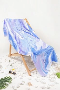 CUPSHE Beach Accessories Art Love Tie Dye Beach Blanket
