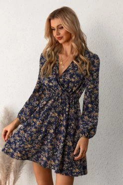 CUPSHE Alison Ditsy Floral Peasant Sleeve Mini Dress