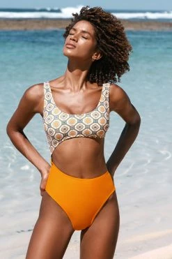 CUPSHE Aurelia Ethnic Print Scoop Neck One Piece Swimsuit