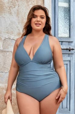 CUPSHE Wild Romance Shirred Halter Plus Size One Piece Swimsuit