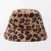 CUPSHE Beach Accessories Dynamic Star Brown Leopard Fluffy Bucket Hat