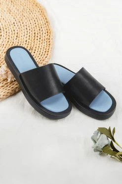 CUPSHE Coffee Run Black Wide Band Slide Sandals