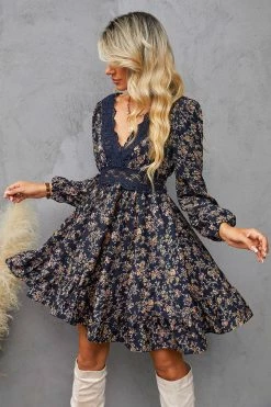 CUPSHE Alison Ditsy Floral Lace Mini Dress Clothing