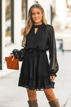 CUPSHE Eldora Belted Clip Dot Ruffled Dress