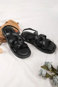 CUPSHE Vineyards Black Crisscross Strap Ankle Buckle Sandals Beach Accessories