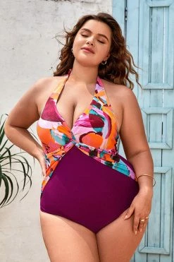 CUPSHE Artistic Flowers Twist Front Tummy Control Plus Size One Piece