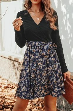 CUPSHE Desma Ditsy Floral A-Line Dress