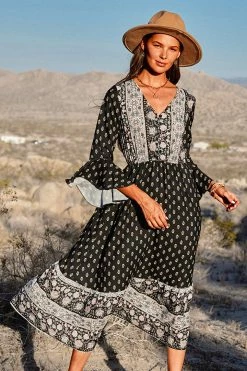 CUPSHE Palmer V-neck Dolman Sleeve Maxi Dress Clothing