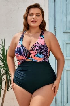 CUPSHE One Pieces Vapor Wave Hot Tropics Molded Twist Front One Piece Swimsuit