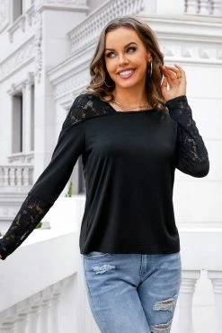 CUPSHE Sugar Cubes Floral Lace Long Sleeve Tee