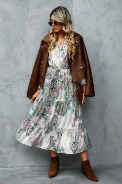 Flash Sale βοΈ CUPSHE Clothing Jerilyn Belted Paisley Maxi π Dress β¨ 11 CUPSHE Clothing Jerilyn Belted Paisley Maxi Dress