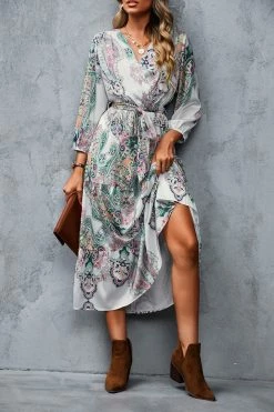 Flash Sale βοΈ CUPSHE Clothing Jerilyn Belted Paisley Maxi π Dress β¨ 12 CUPSHE Clothing Jerilyn Belted Paisley Maxi Dress