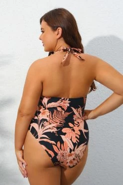 CUPSHE Havana Tropical Twisted Plunge Plus Size One Piece Swimsuit
