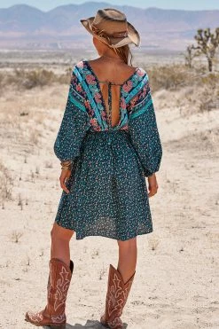 CUPSHE Clothing Jaycee V-neck Mid Length Boho Dress