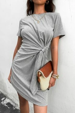 CUPSHE Buffy Short Sleeve Round Neck Mid Length Dress