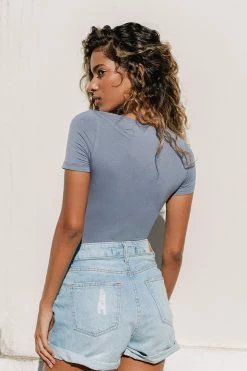 CUPSHE Deloise Plunge Short Sleeve Twist Bodysuit Clothing