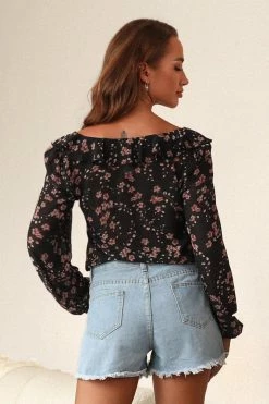 CUPSHE Clothing Jakayla Ditsy V-neck Bodysuit