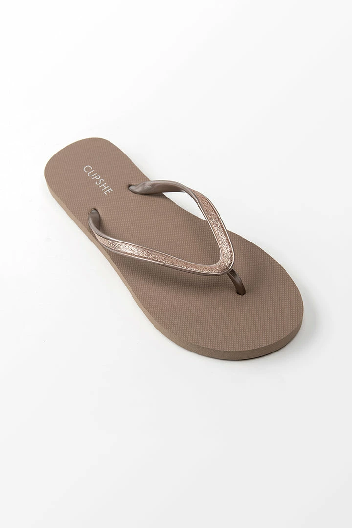Budget ๐งจ CUPSHE Beach Accessories Desert Sand Minimalist Flip Flops โ๏ธ 4 CUPSHE Beach Accessories Desert Sand Minimalist Flip Flops