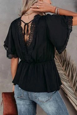 CUPSHE Always Brave Flared Sleeve V-neck Lace Trims Top Clothing