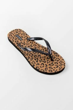 CUPSHE Wild Side Leopard Flip Flops