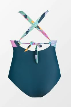 CUPSHE Lanirescert Molded Twist Front One Piece Swimsuit One Pieces