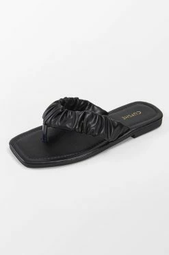 CUPSHE Black Orchid Ruched Thong Sandals
