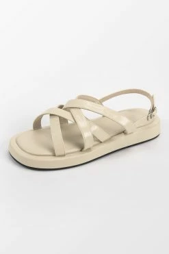 CUPSHE Vineyards Crisscross Strap Ankle Buckle Sandals Beach Accessories