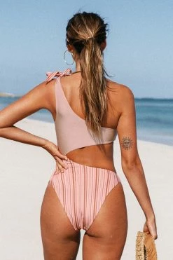 CUPSHE One Pieces Madelynn One Shoulder Cutout One Piece Swimsuit