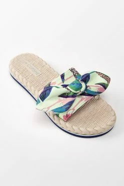 CUPSHE Spring Fling Tropical Bow Knot Slide Sandals Beach Accessories