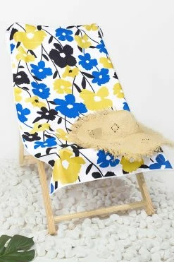 CUPSHE Beach Accessories Poppy Floral Beach Blanket