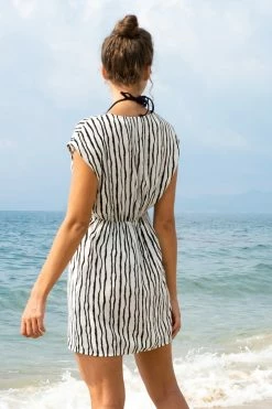 CUPSHE Eva Wave Striped V-neck Sleeveless Dress Dresses Best Sellers