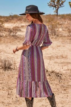 CUPSHE Wendy Flared Sleeve Ruching V-neck Dress Clothing