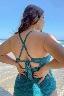 CUPSHE Flourishing Floral One Piece Tummy Control Plus Size Swimsuit One Pieces