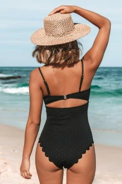 CUPSHE Black Knotted Scalloped One Piece Swimsuit One Pieces