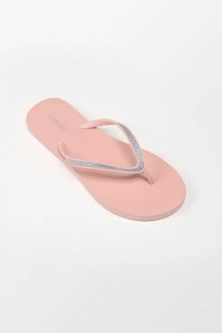 CUPSHE Brisbane Minimalist Flip Flops Beach Accessories