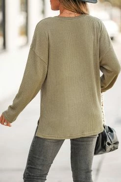 CUPSHE Anjanette V-Neck Pocket Oversized Tee