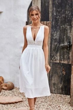 CUPSHE Cable Beach V-neck Tie Waist A-Shape Dress