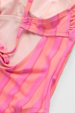 CUPSHE Passion Cheeky High Leg One Piece Swimsuit