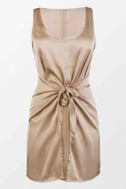 Outlet ๐ CUPSHE Kalani Scoop Fitted Waisted ๐ Dress โ 8 CUPSHE Kalani Scoop Fitted Waisted Dress