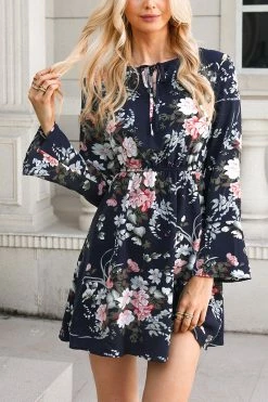 CUPSHE Reyes Floral Print Tie Front Dress Clothing