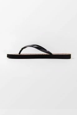 CUPSHE Wild Side Leopard Flip Flops