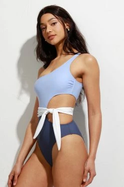 CUPSHE Santorini Solid Colorblock Cutout One Piece Swimsuit