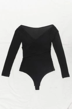 CUPSHE Mikayla Black Rib V-neck Bodysuit