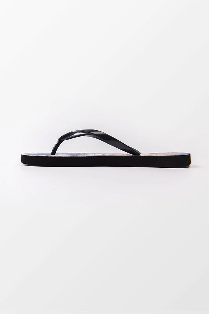 Wholesale โจ CUPSHE Beach Accessories Getaway Tropical Flip Flops ๐ 5 CUPSHE Beach Accessories Getaway Tropical Flip Flops