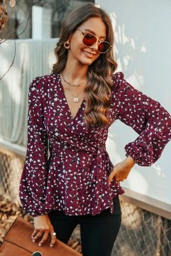 Brand new ๐ CUPSHE Gracie Leopard Print V-Neck Peplum Top โจ 9 CUPSHE Gracie Leopard Print V-Neck Peplum Top