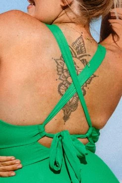 Discount π― CUPSHE Dessert & Daiquiris Shirred Tummy Control Plus Size One Piece π 10 CUPSHE Dessert & Daiquiris Shirred Tummy Control Plus Size One Piece