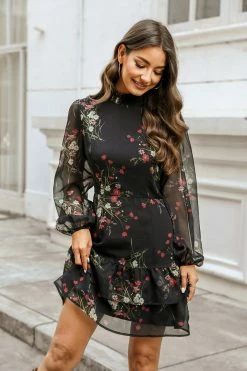 CUPSHE Clothing Fabia Embroidered Floral Mini Dress