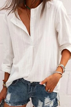 CUPSHE Nayeli Striped Half-Button Placket Blouse