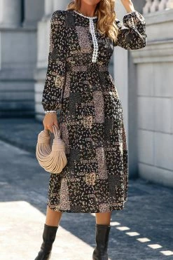 CUPSHE Vina Ditsy Floral Chiffon Dress Clothing